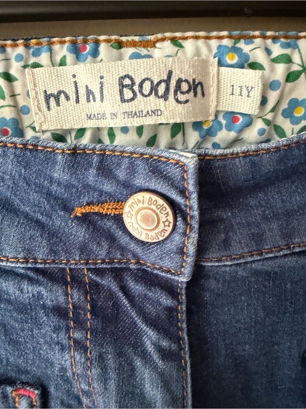 Mini Boden Girls Embroidered Floral Jeans Bootcut Size 11 - Picture 4 of 4
